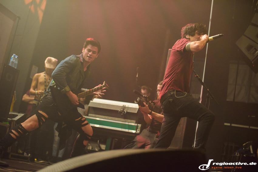 Crown The Empire (live in Wiesbaden, 2014)